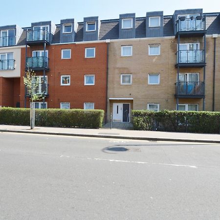 Spacious London Apartment 5 Min Walk To Leytonstone Underground Station And 5 Stops To Zone 1 المظهر الخارجي الصورة